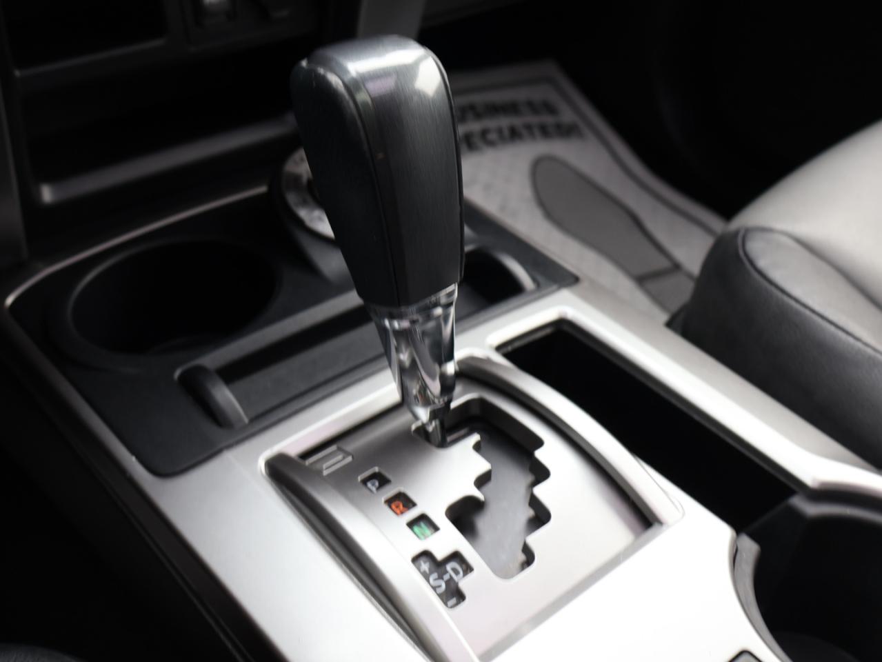 2016 Toyota 4Runner SR5-TRD PREMIUM PKG 4WD CERTIFIED *7 SEATS*ACCIDENT FREE* CAMERA BLUETOOTH LEATHER HEATED SUNROOF CRUISE ALLOYS - Photo #20