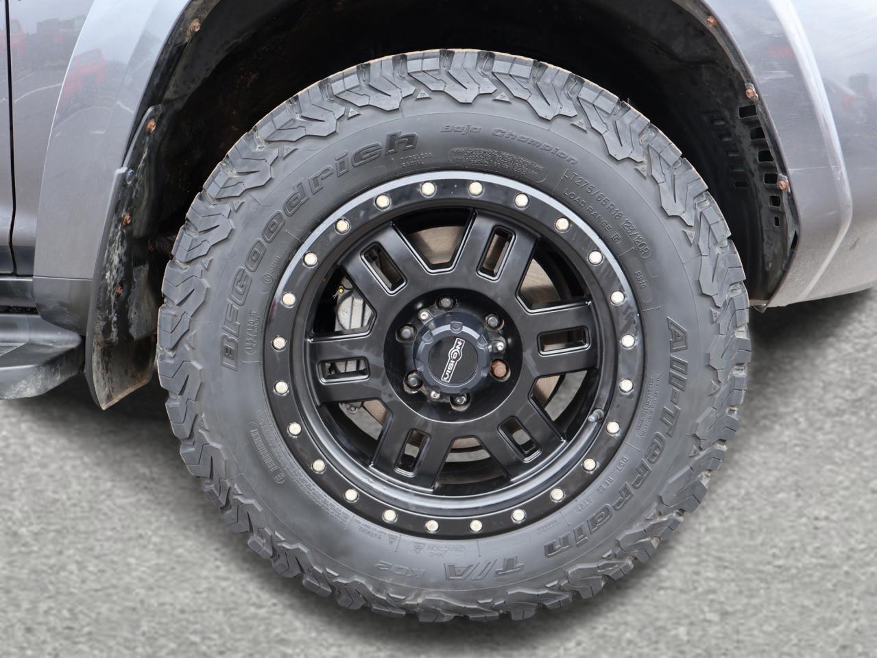 2016 Toyota 4Runner SR5-TRD PREMIUM PKG 4WD CERTIFIED *7 SEATS*ACCIDENT FREE* CAMERA BLUETOOTH LEATHER HEATED SUNROOF CRUISE ALLOYS - Photo #35