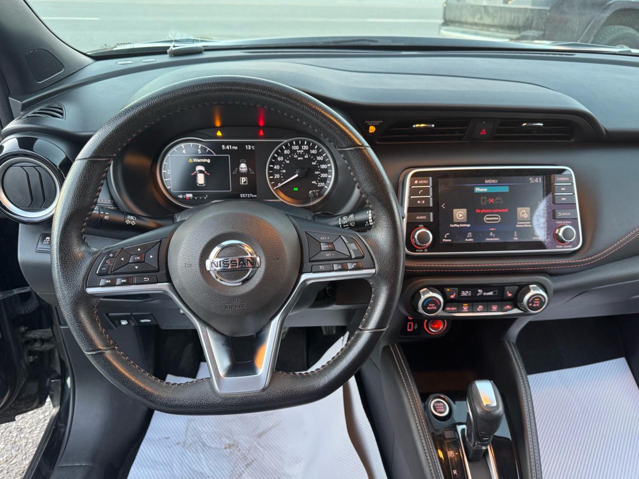 2019 Nissan Kicks SR FWD - Photo #12