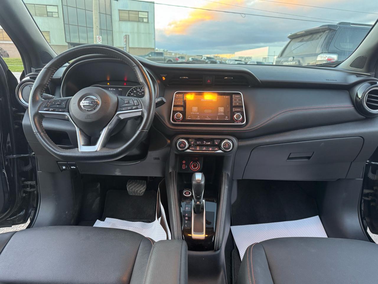 2019 Nissan Kicks SR FWD - Photo #14