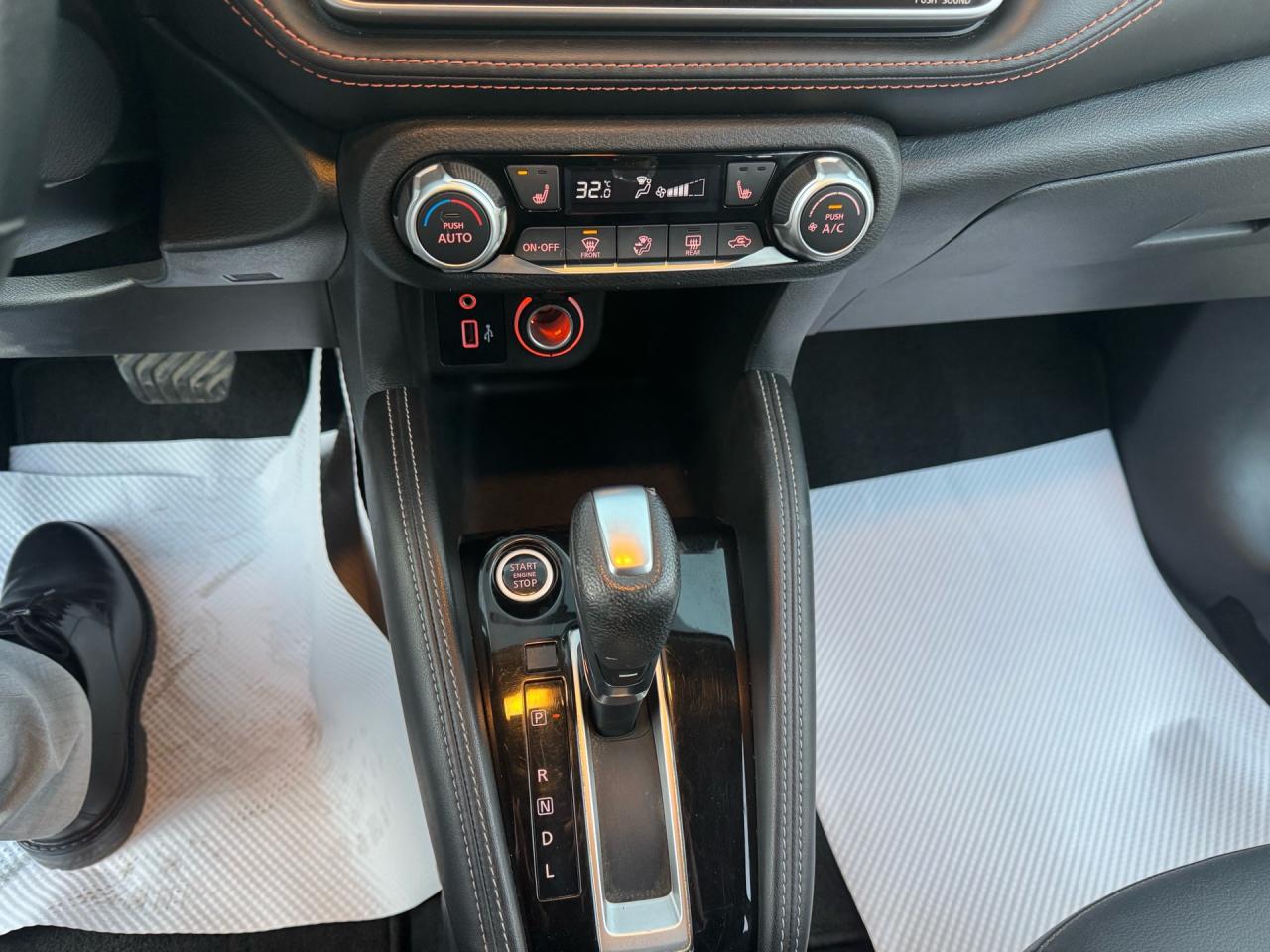 2019 Nissan Kicks SR FWD - Photo #17