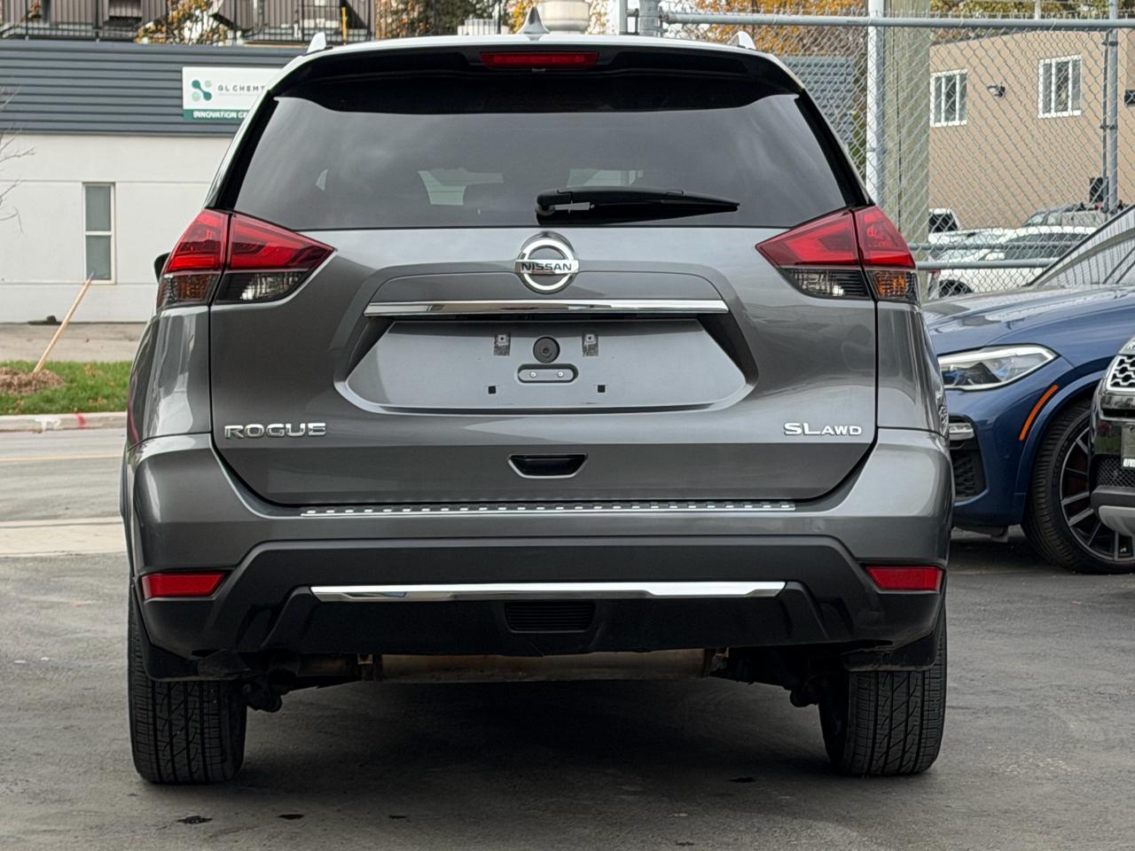 2018 Nissan Rogue SV LEATHER|SUNROOF|AWD Photo