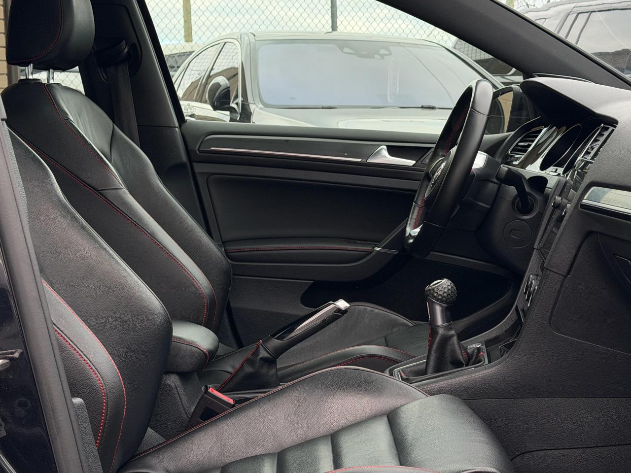 2019 Volkswagen Golf GTI Manual NAVI|SUNROOF|BACKUP Photo