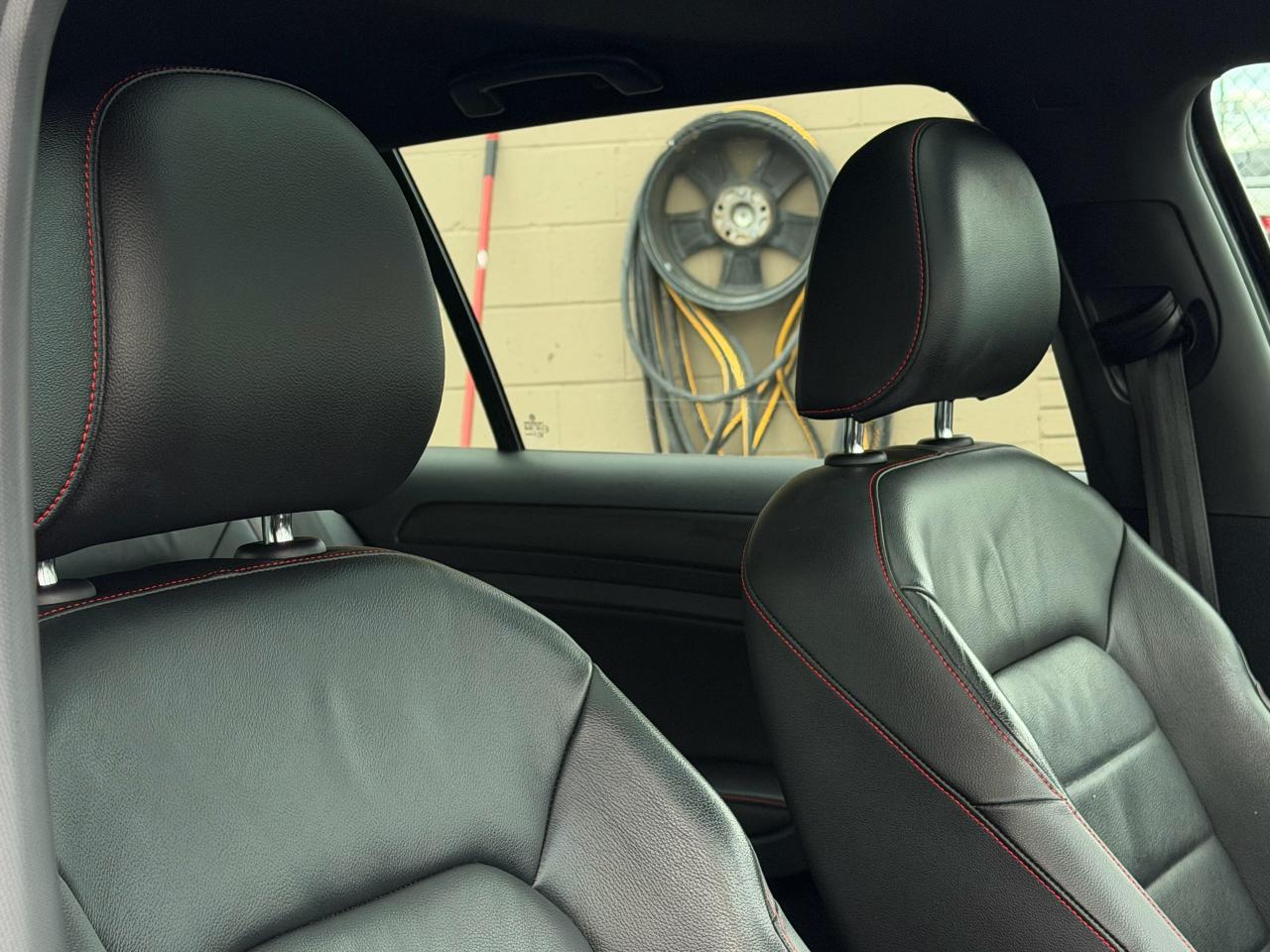 2019 Volkswagen GTI GTI Manual NAVI|SUNROOF|BACKUP - Photo #12