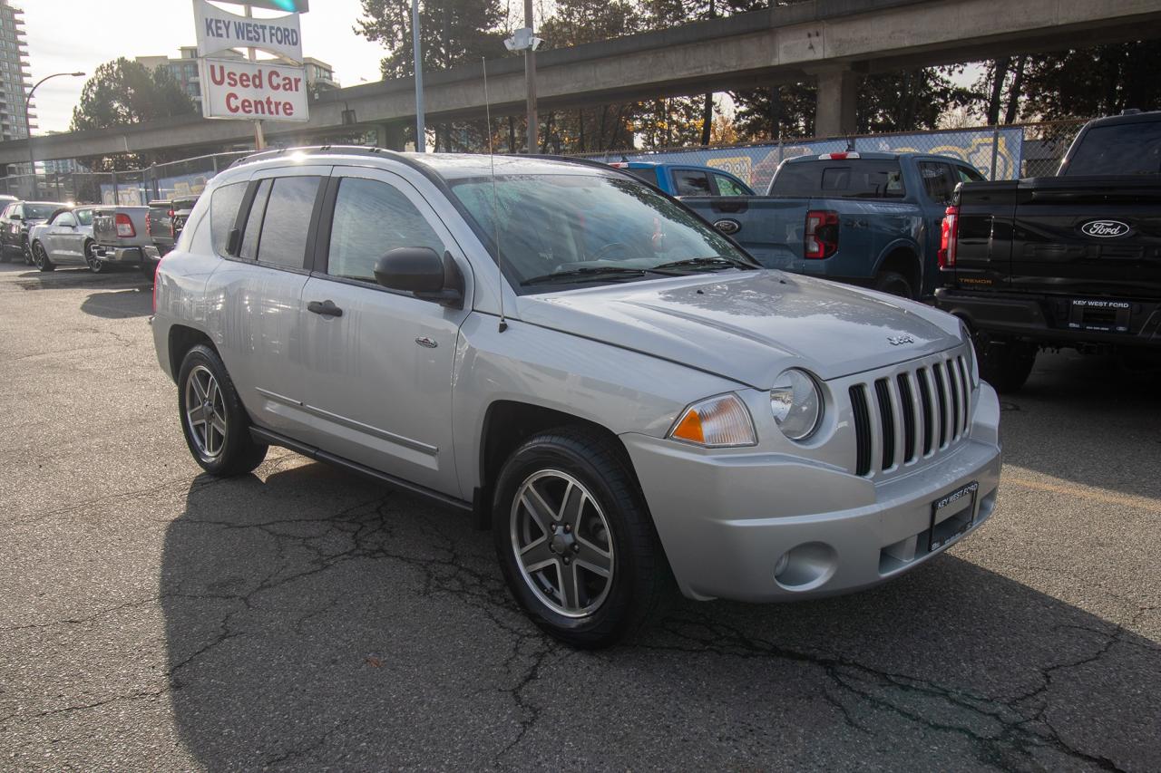2008 Jeep Compass Sport Photo4