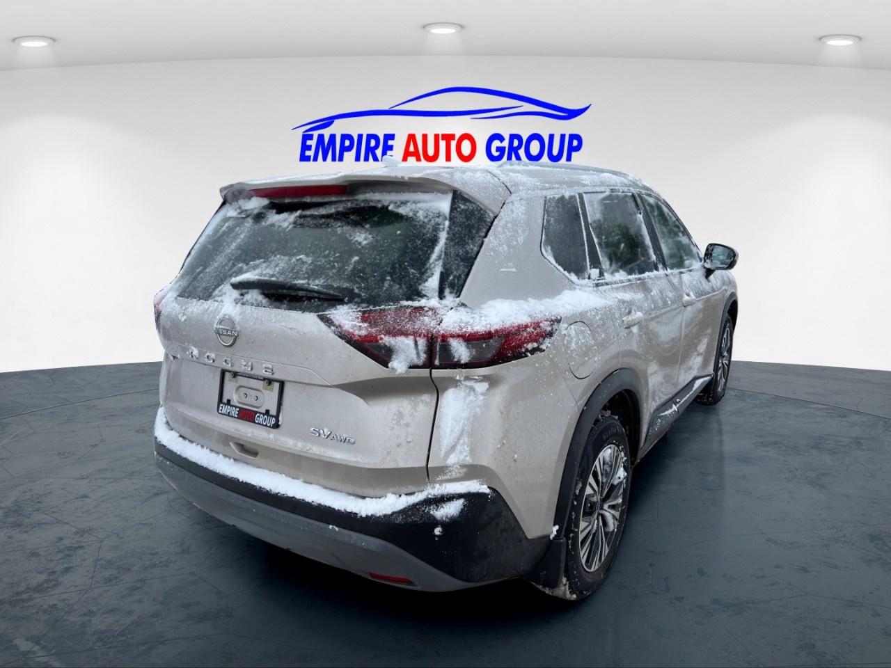 2023 Nissan Rogue SV Photo