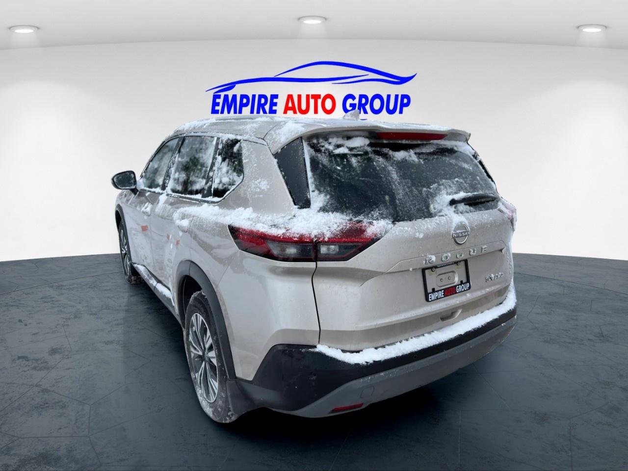 2023 Nissan Rogue SV Photo