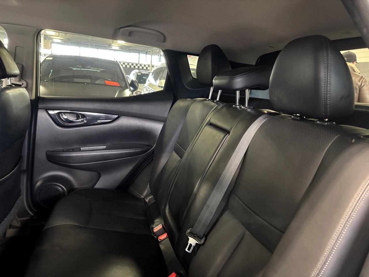 2017 Nissan Qashqai SL AWD|CVT|NAV|360CAM|LEATHER|SUNROOF|HEATEDSEATS| - Photo #7