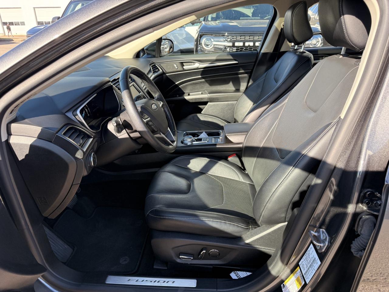 2020 Ford Fusion Hybrid Titanium Photo