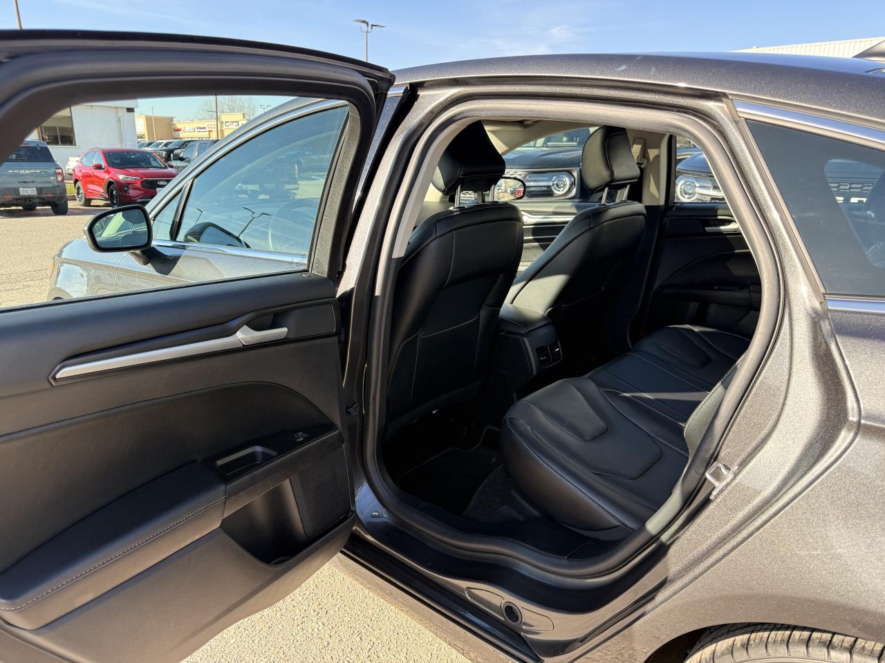 2020 Ford Fusion Hybrid Titanium Photo