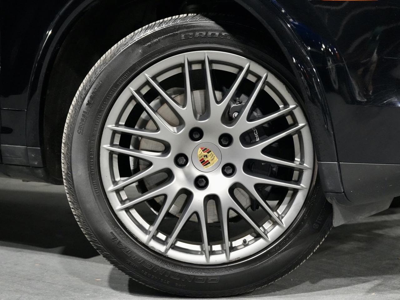 2018 Porsche Cayenne AWD/PANO/NAV/CAM/BOSE/PARK ASSIST Photo