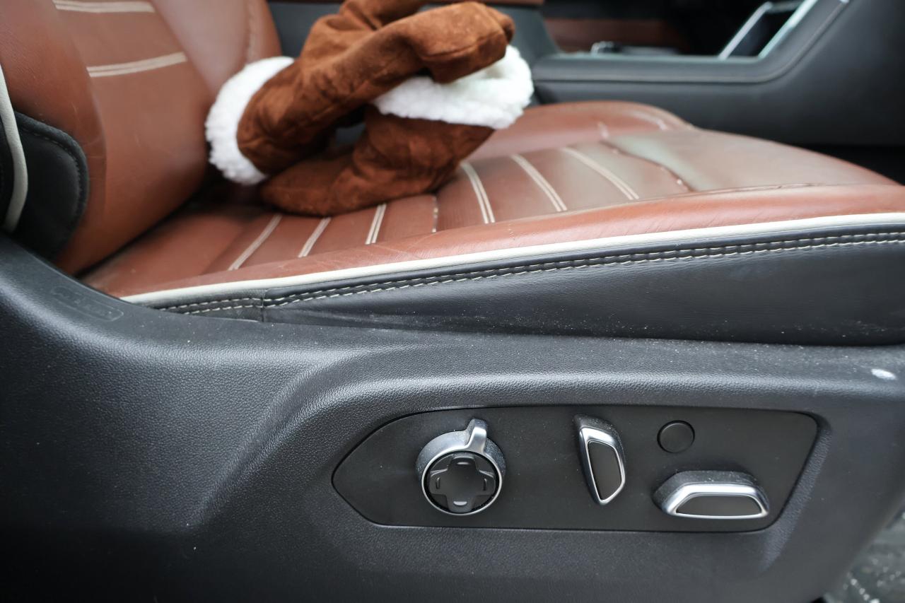 2024 GMC Sierra 2500 HD Denali Ultimate | | Heated Steering | Photo