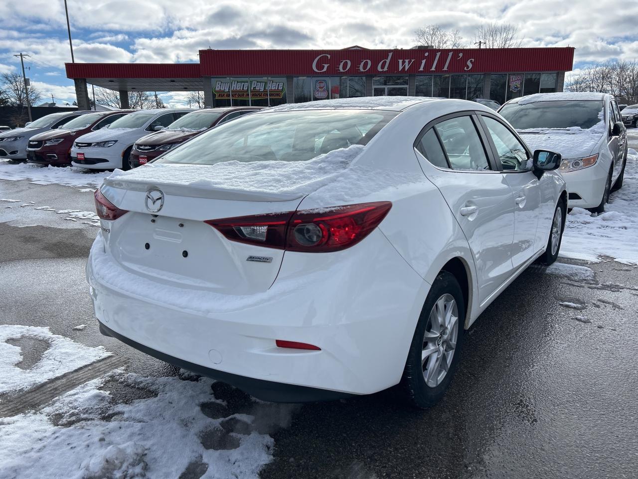 2014 Mazda MAZDA3 GS-SKY, HEATED SEATS, BACK UP CAMERA! - Photo #6