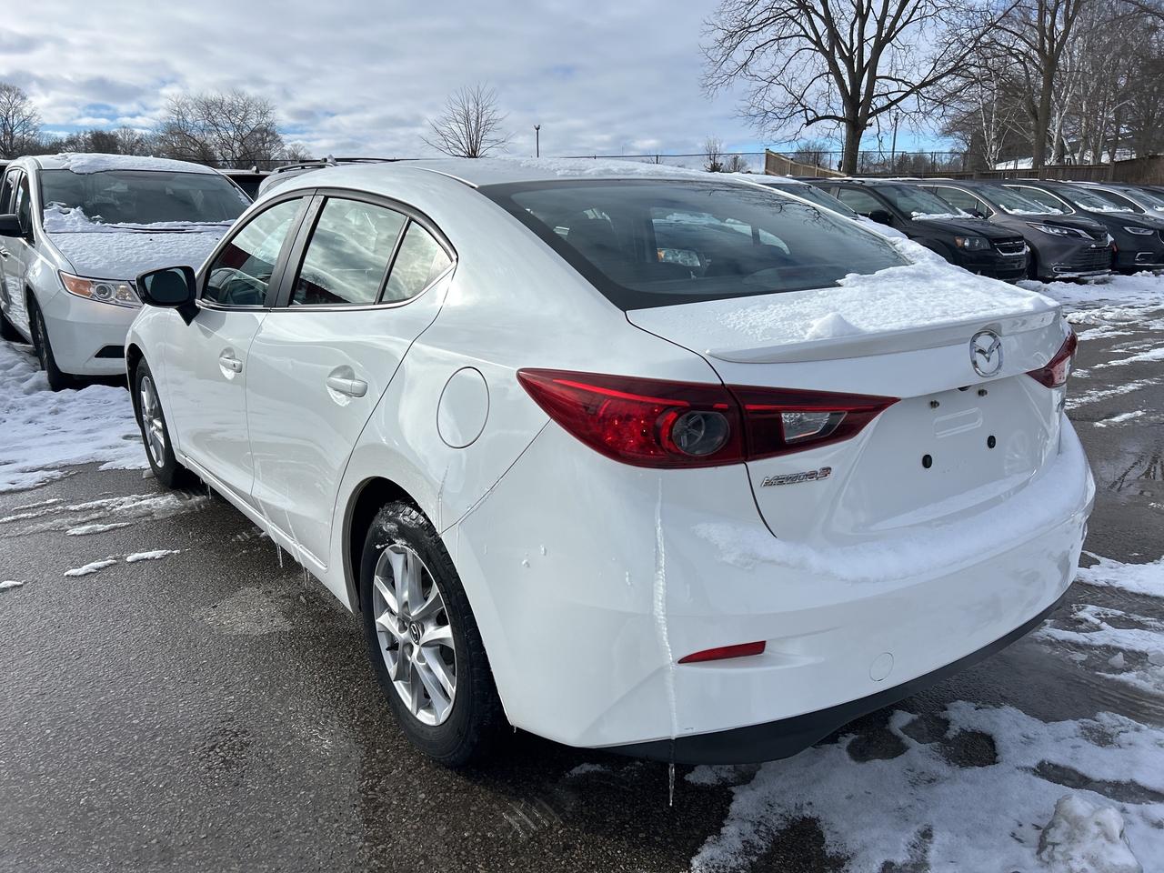 2014 Mazda MAZDA3 GS-SKY, HEATED SEATS, BACK UP CAMERA! - Photo #8