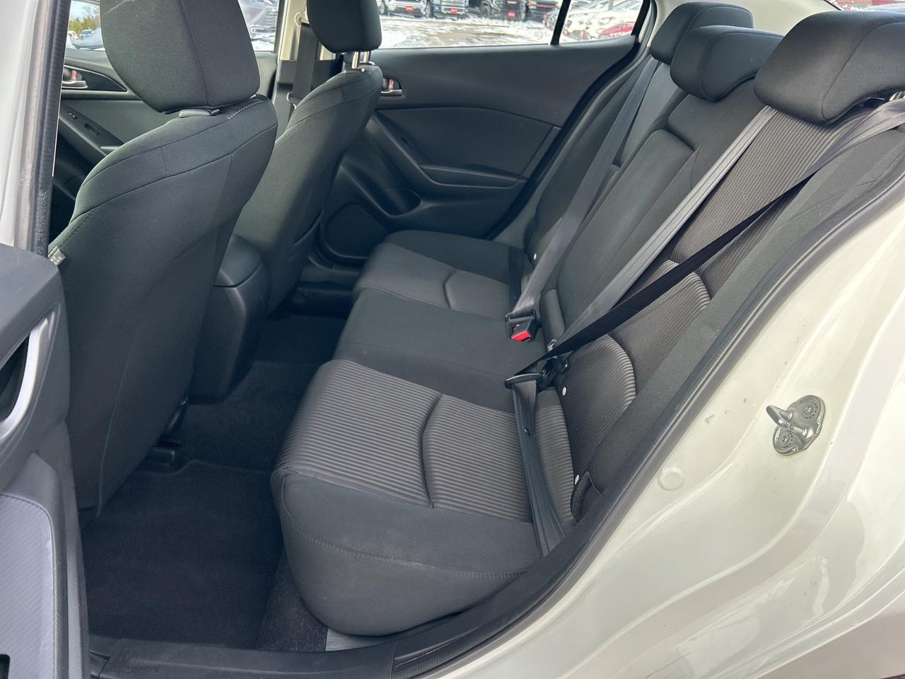 2014 Mazda MAZDA3 GS-SKY, HEATED SEATS, BACK UP CAMERA! - Photo #14