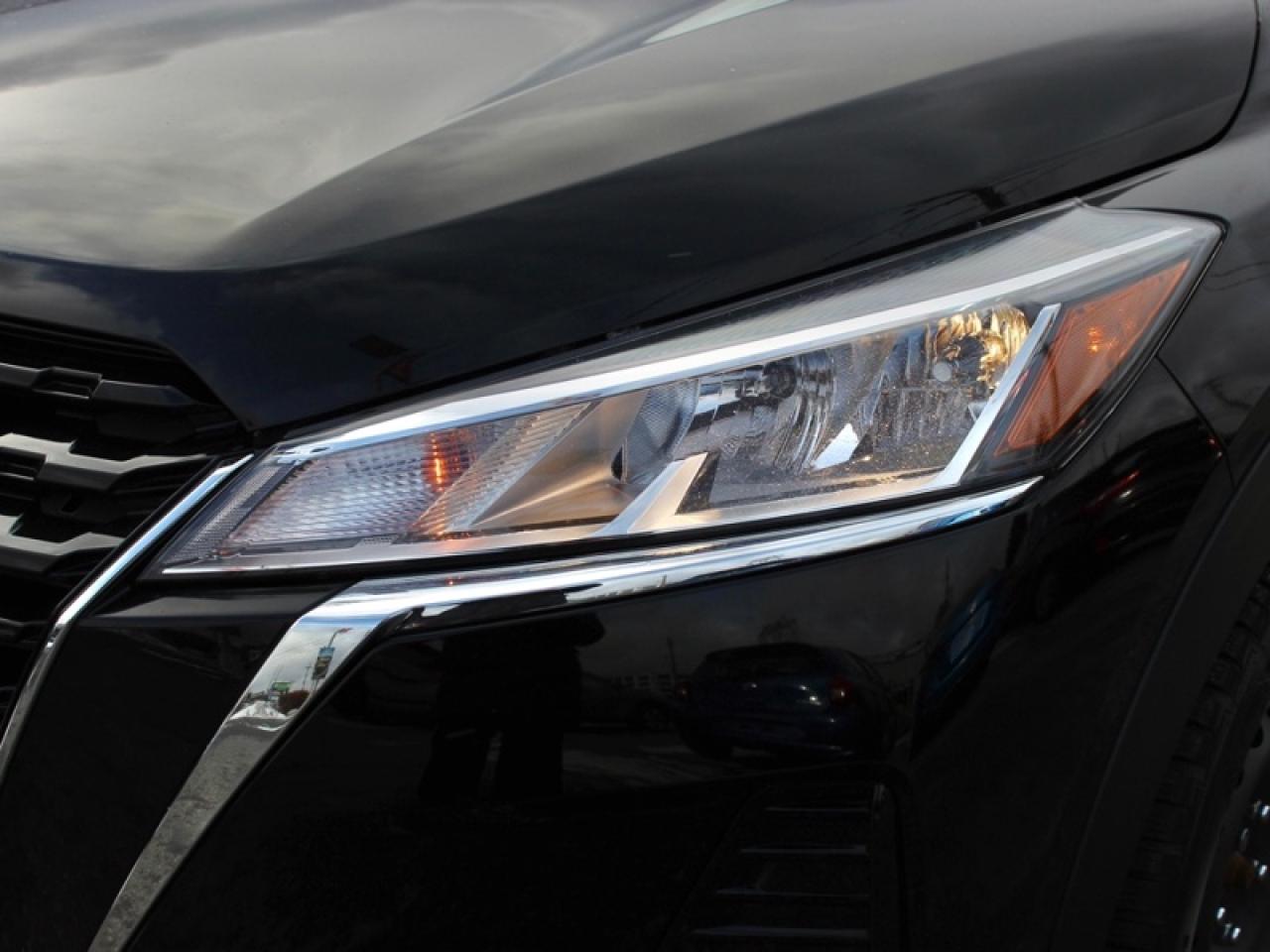 2021 Nissan Kicks SV  - Android Auto -  Apple CarPlay Photo