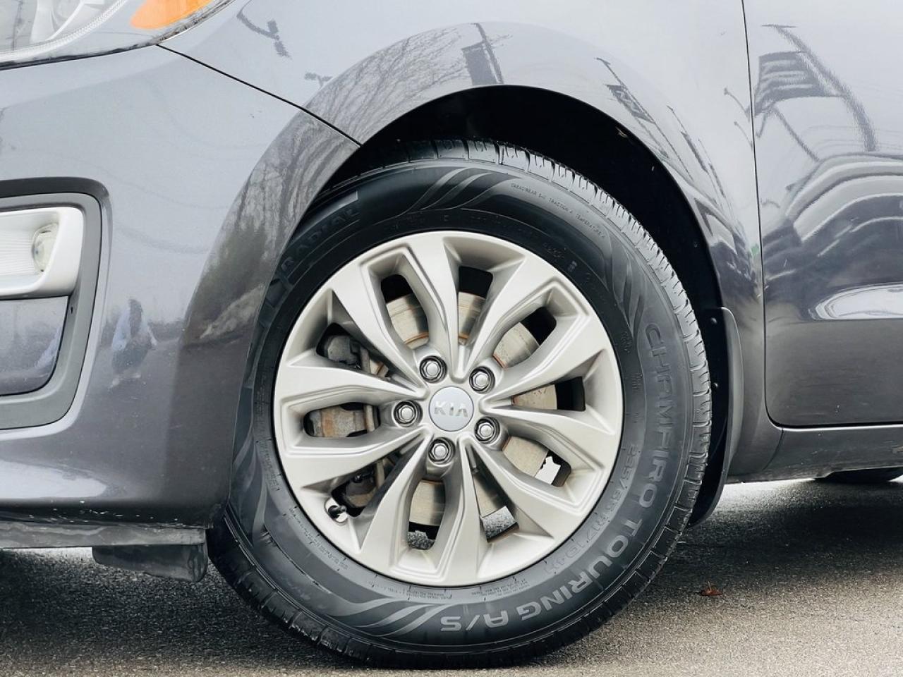 2020 Kia Sedona LX+ 3.3L Photo