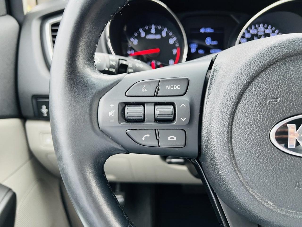 2020 Kia Sedona LX+ 3.3L Photo