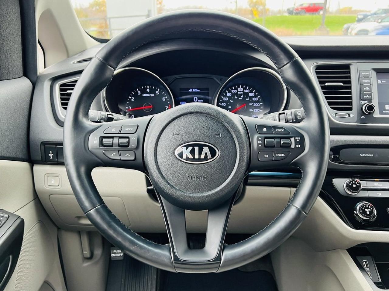 2020 Kia Sedona LX+ 3.3L Photo