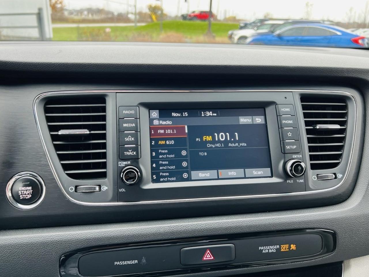 2020 Kia Sedona LX+ 3.3L Photo