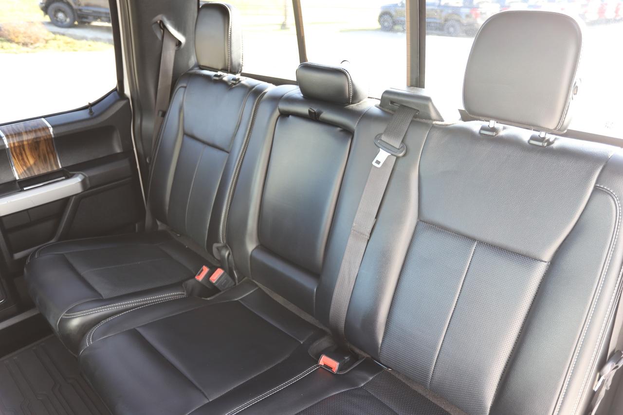 2019 Ford F-150 Lariat 4WD SuperCrew 5.5' Box Photo5