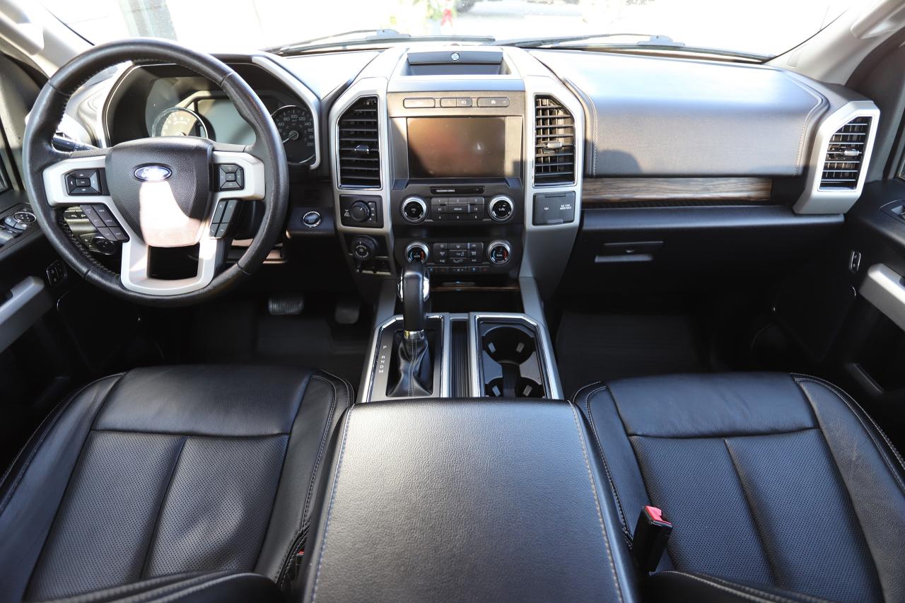 2019 Ford F-150 Lariat 4WD SuperCrew 5.5' Box Photo5