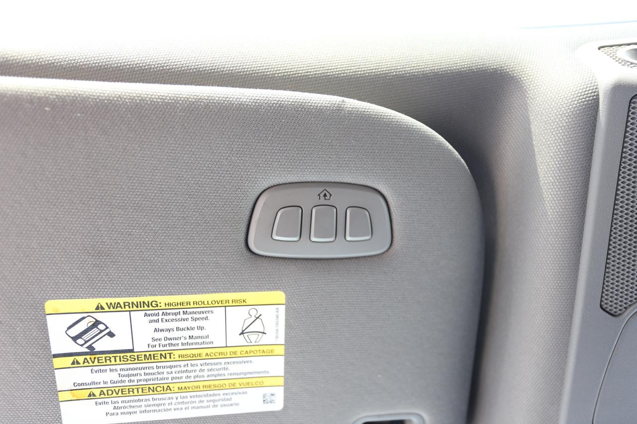 2019 Ford F-150 Lariat 4WD SuperCrew 5.5' Box Photo5