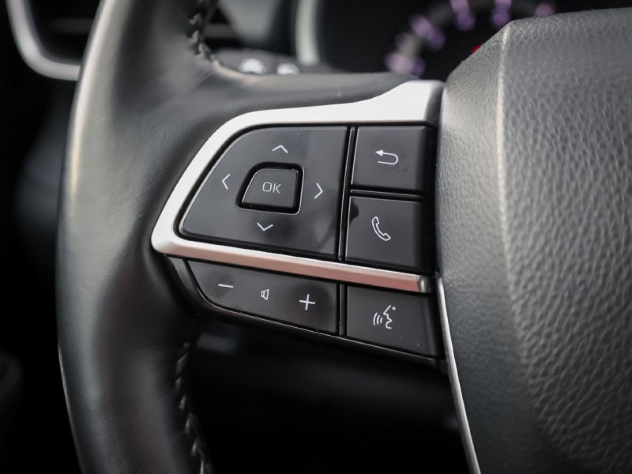 2023 Toyota Highlander XSE  -  Sunroof -  Power Liftgate Photo