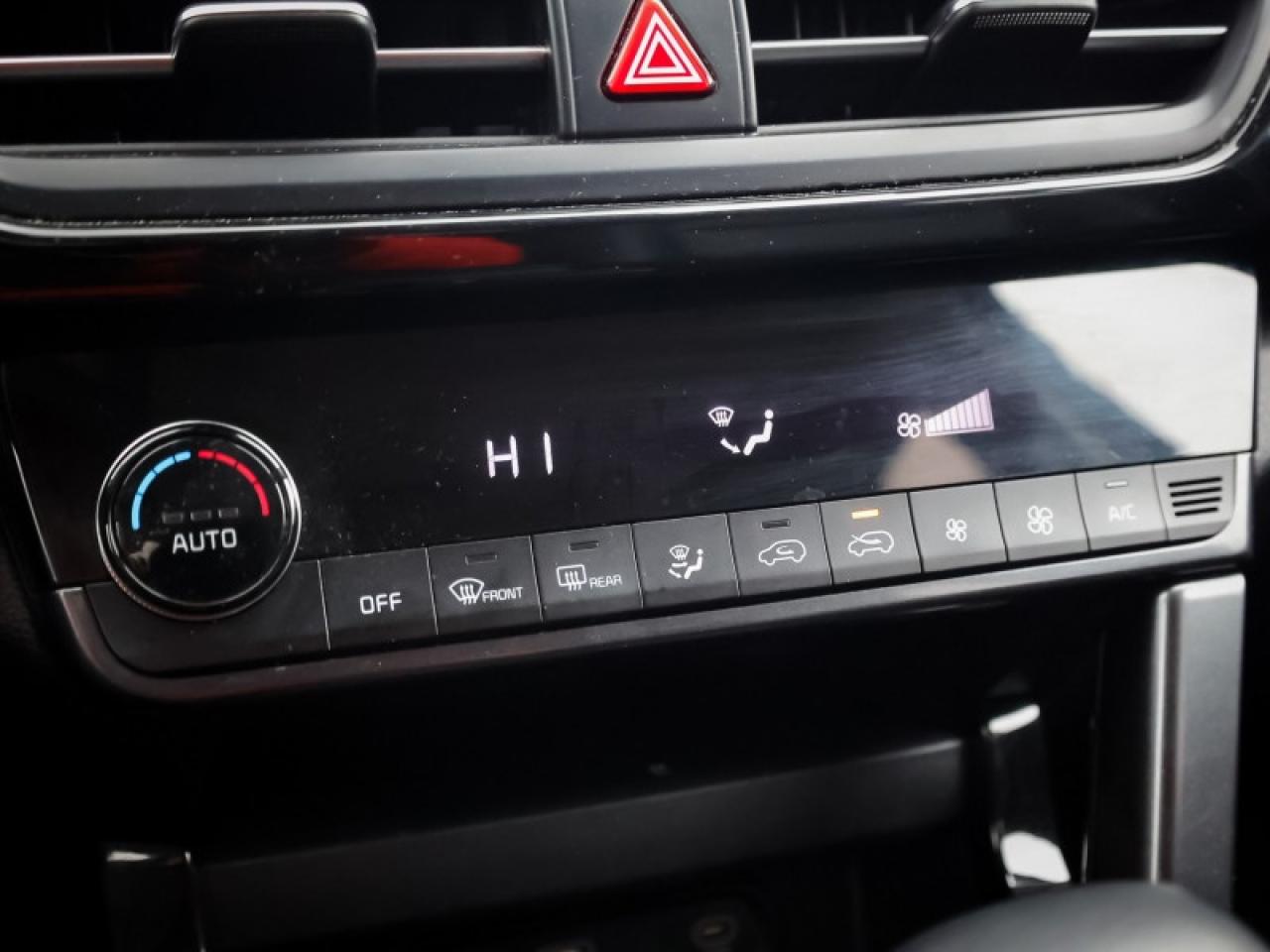 2024 Kia Seltos EX  - $185 B/W Photo