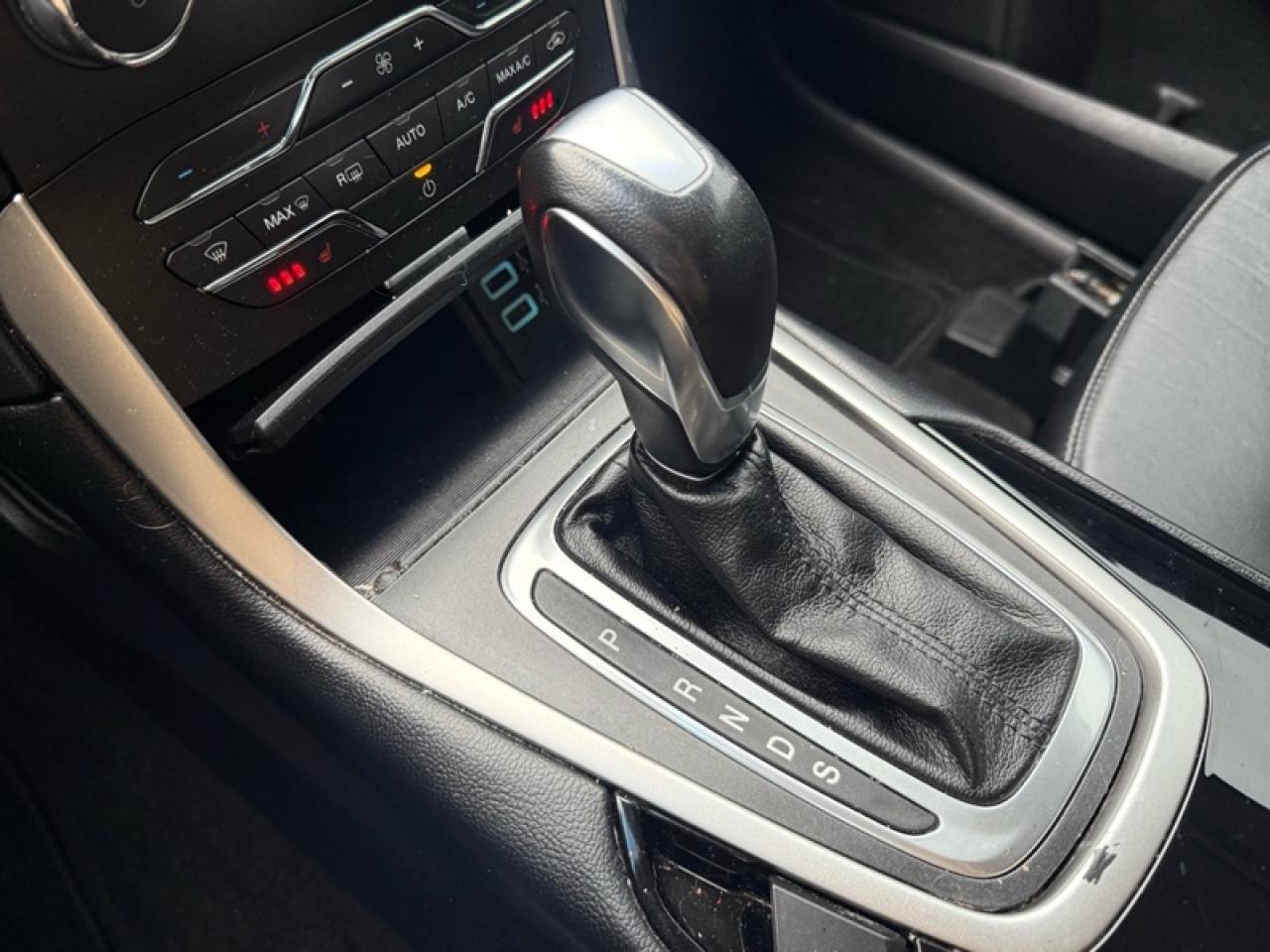 2018 Ford Edge SEL  - Bluetooth -  Heated Seats Photo