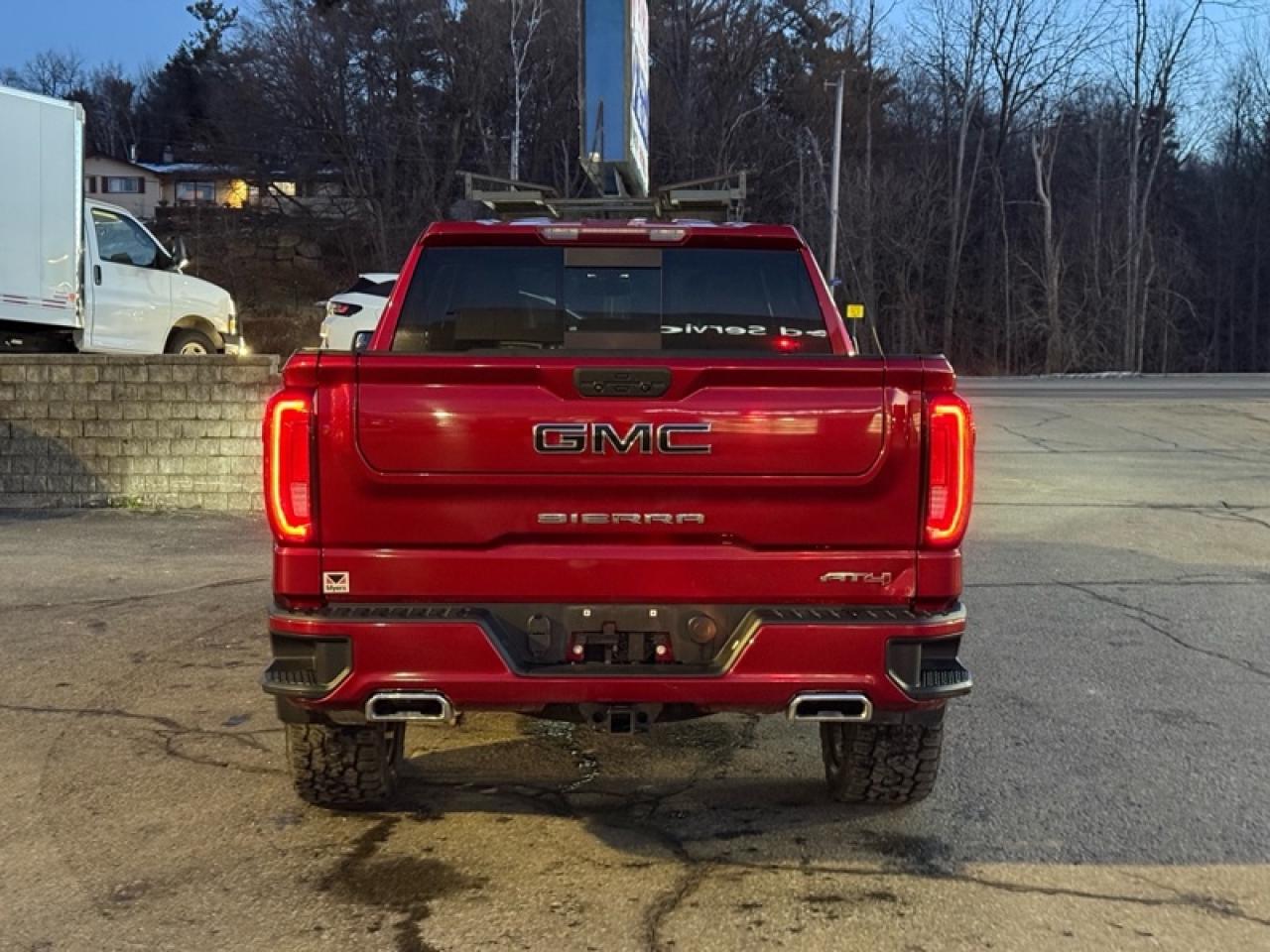 2021 GMC Sierra 1500 AT4 Photo3