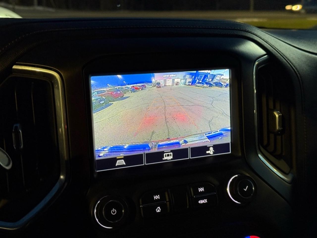 2021 GMC Sierra 1500 AT4 Photo