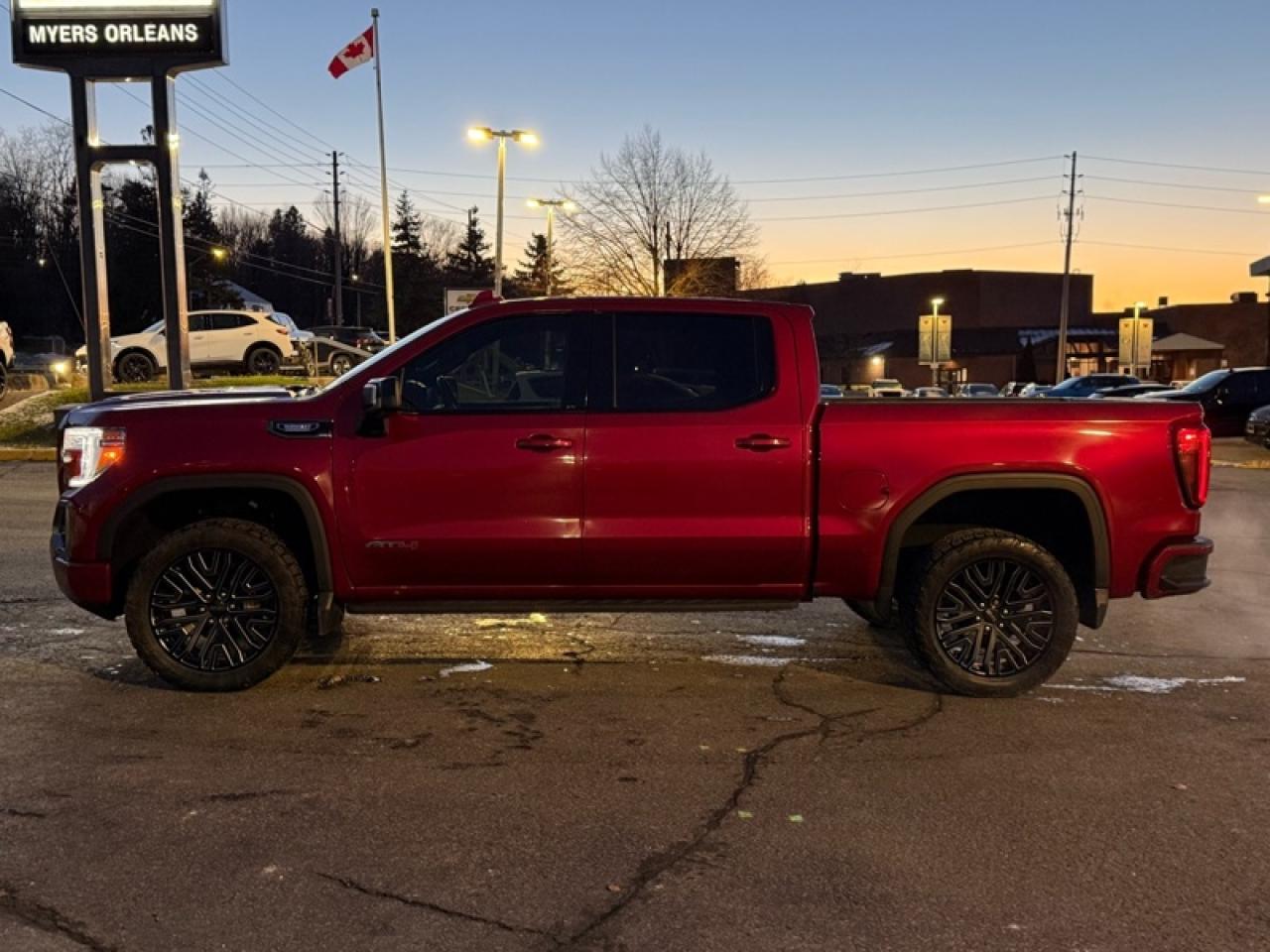 2021 GMC Sierra 1500 AT4 Photo