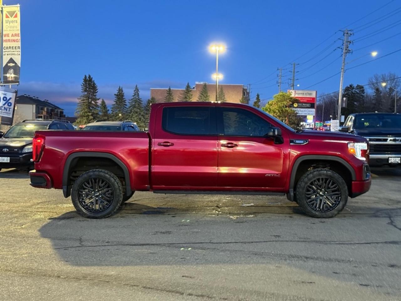 2021 GMC Sierra 1500 AT4 Photo