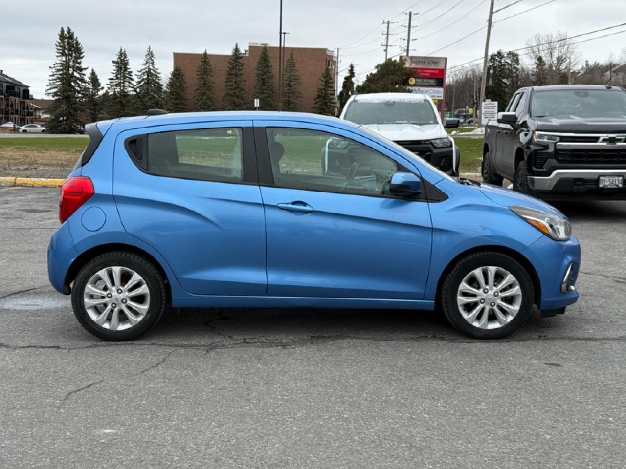 2016 Chevrolet Spark LT Photo
