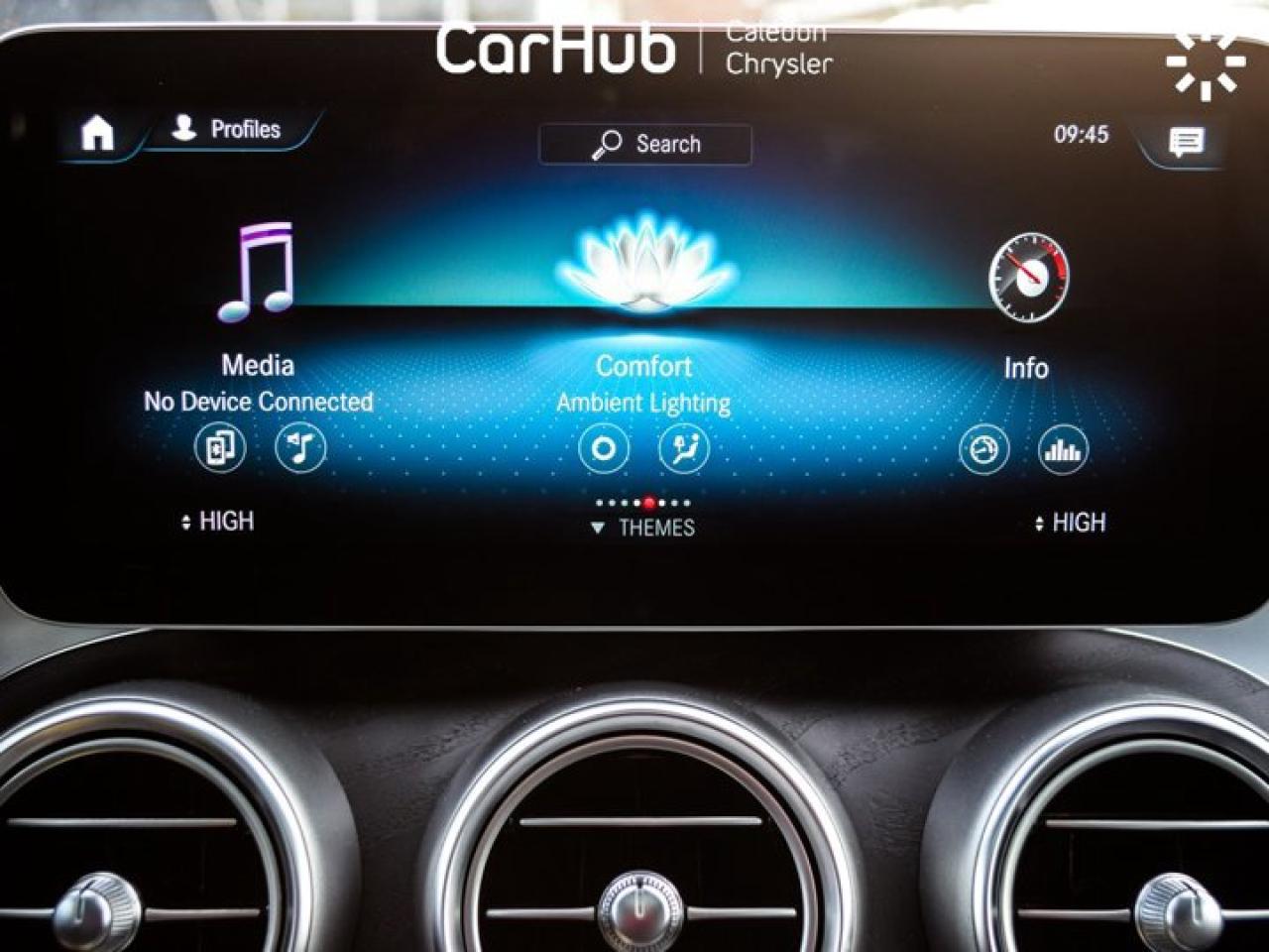 2023 Mercedes-Benz GLC GLC 300 4MATIC Coupe Sunroof Navigation 360 Camera Blind Spot Photo