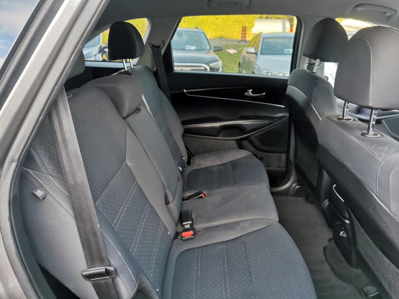 2018 Kia Sorento LX - Photo #26