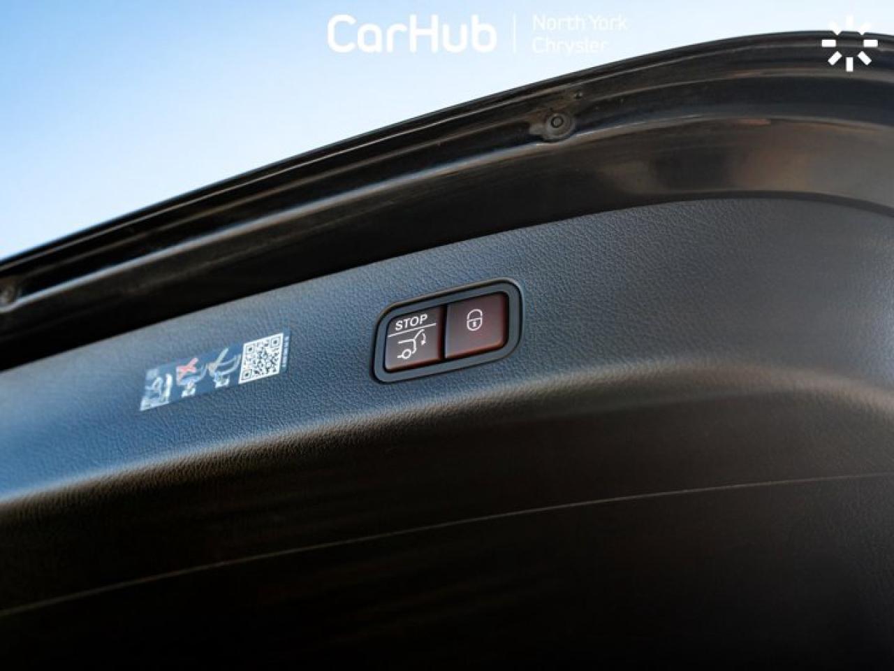 2023 Mercedes-Benz GLC 300 Panoroof Navigation Blind Spot Brake Assist 360 Camera Photo