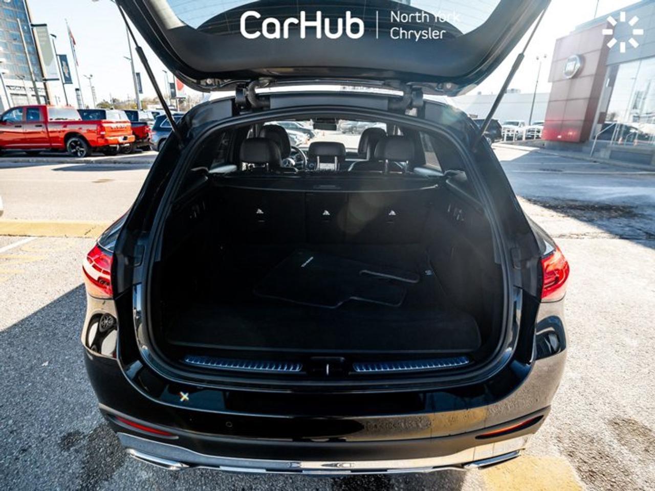 2023 Mercedes-Benz GLC 300 Panoroof Navigation Blind Spot Brake Assist 360 Camera Photo