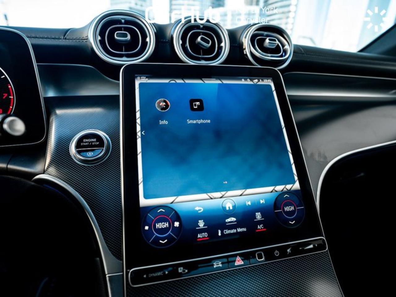 2023 Mercedes-Benz GLC GLC 300 Photo