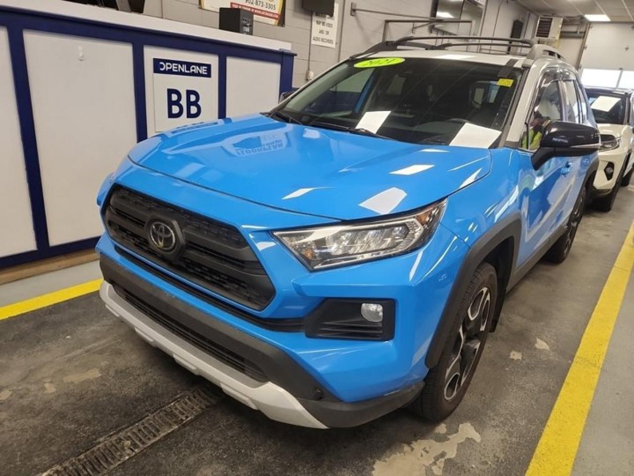 Used 2021 Toyota RAV4 Trail AWD | Leather | Sunroof | Cooled + Heated Seats | Heated Wheel | CarPlay + Android and More ! for sale in Guelph, ON