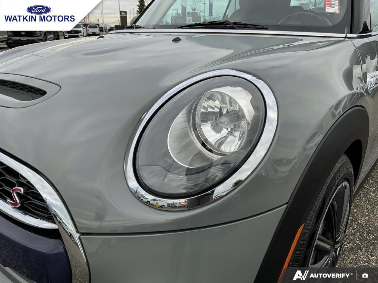 2016 MINI Cooper S  Photo10