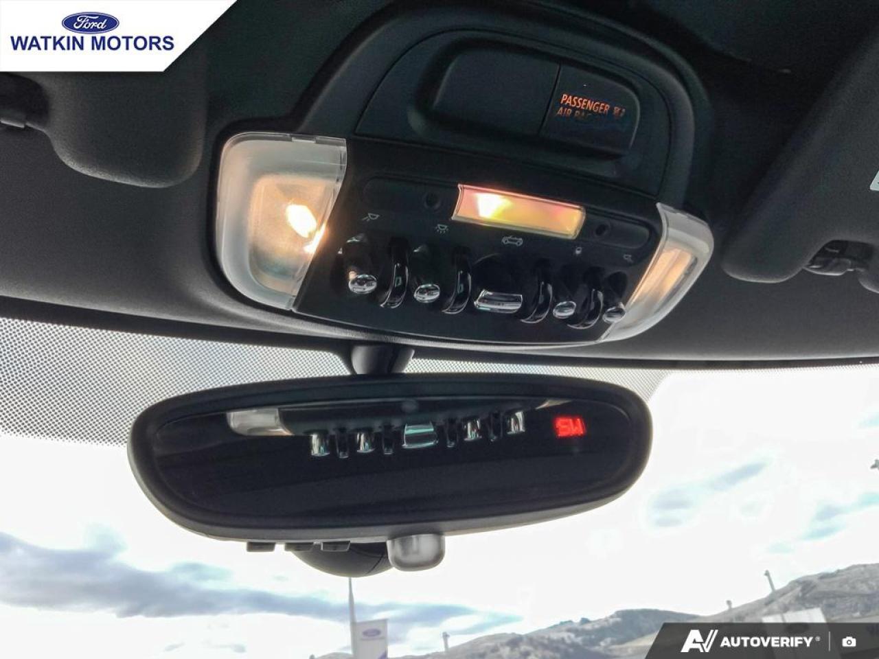 2016 MINI Cooper S  Photo23