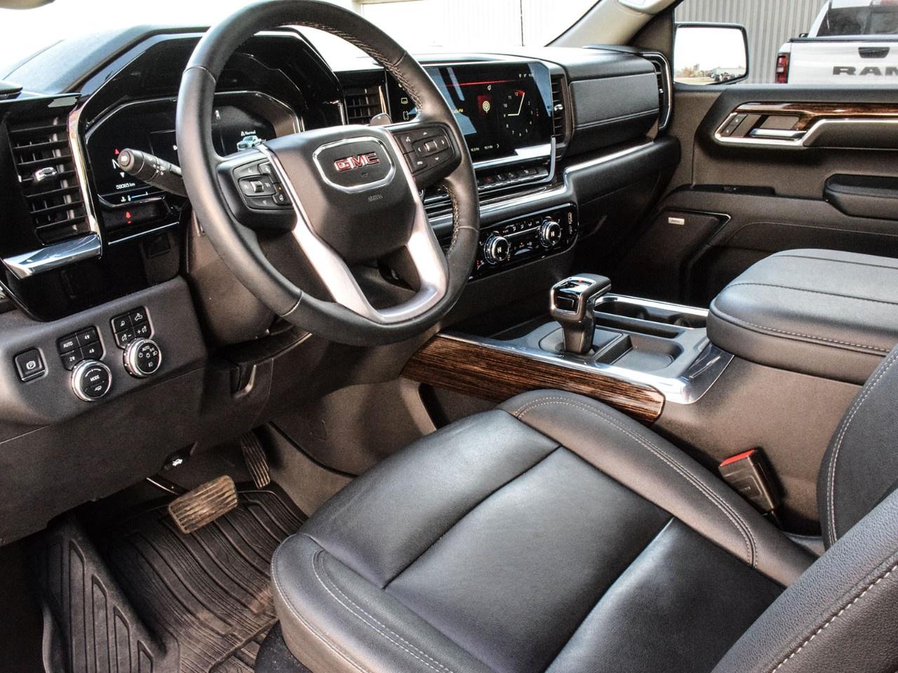 2023 GMC Sierra 1500 Crew Cab Short Box 4-Wheel Drive Elevation Photo