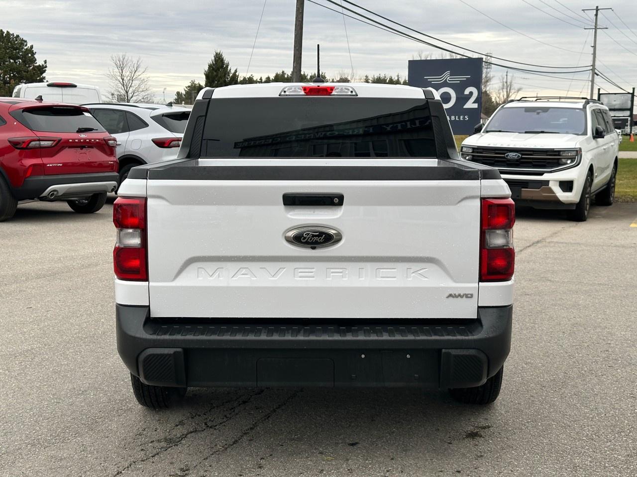 2023 Ford Maverick XLT AWD SuperCrew Photo