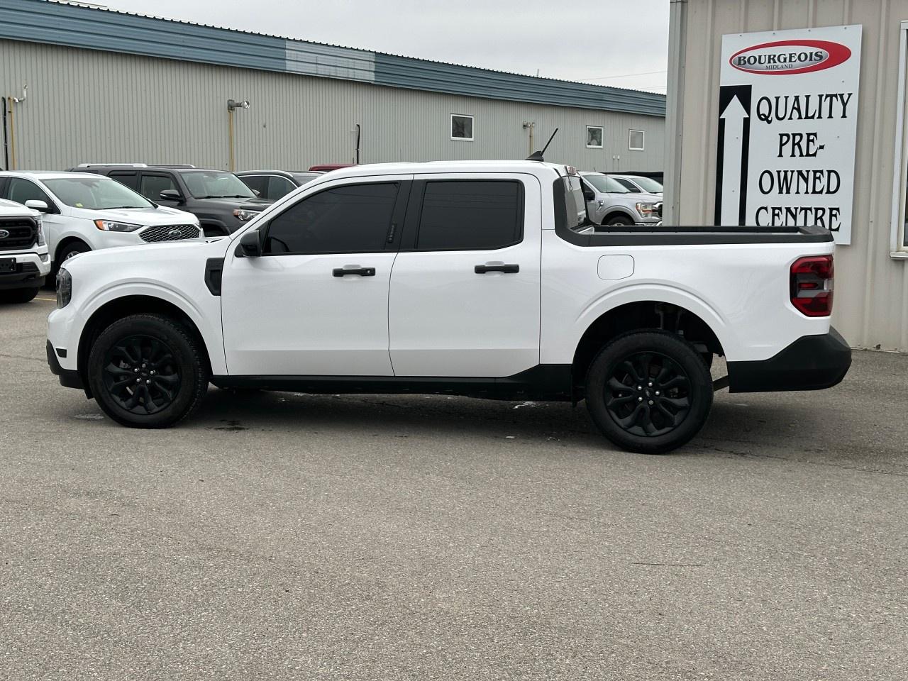 2023 Ford Maverick XLT AWD SuperCrew Photo