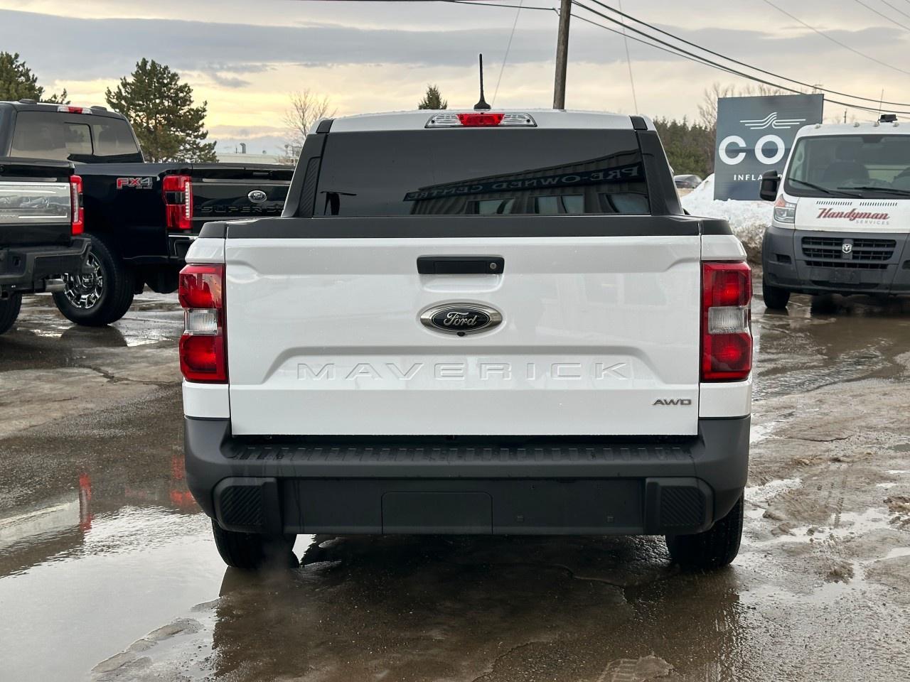 2023 Ford Maverick XLT AWD SuperCrew Photo