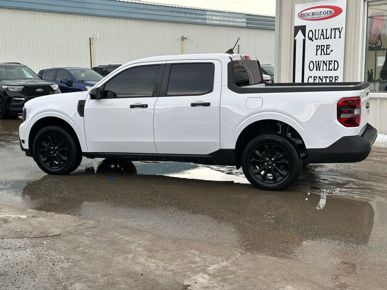 2023 Ford Maverick XLT AWD SuperCrew Photo