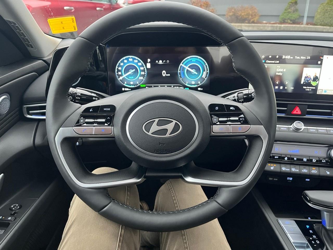 2026 Hyundai Elantra Hybrid Luxury Sedan Photo