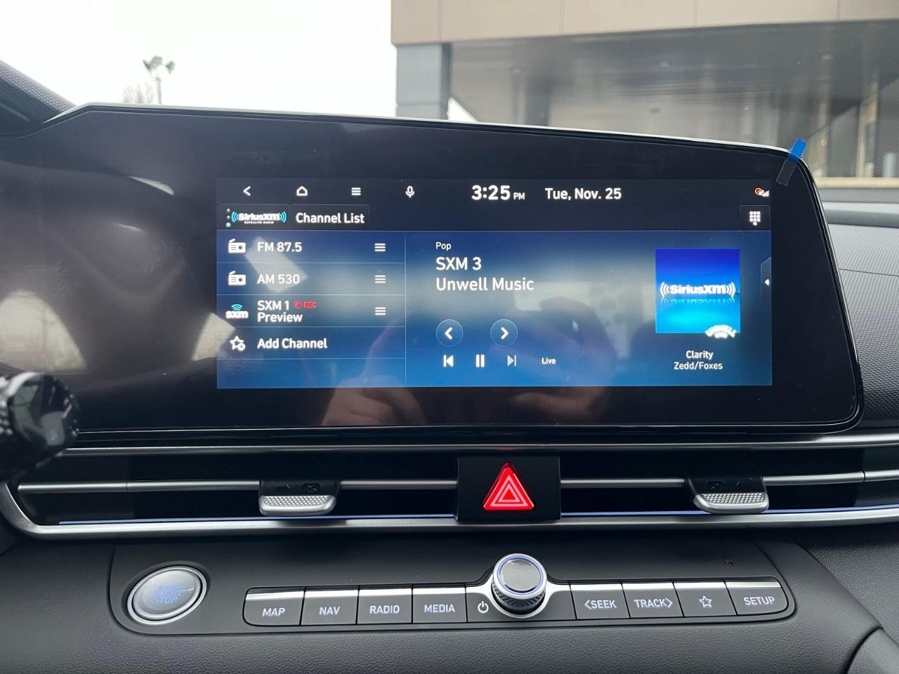 2026 Hyundai Elantra Hybrid Luxury Sedan Photo